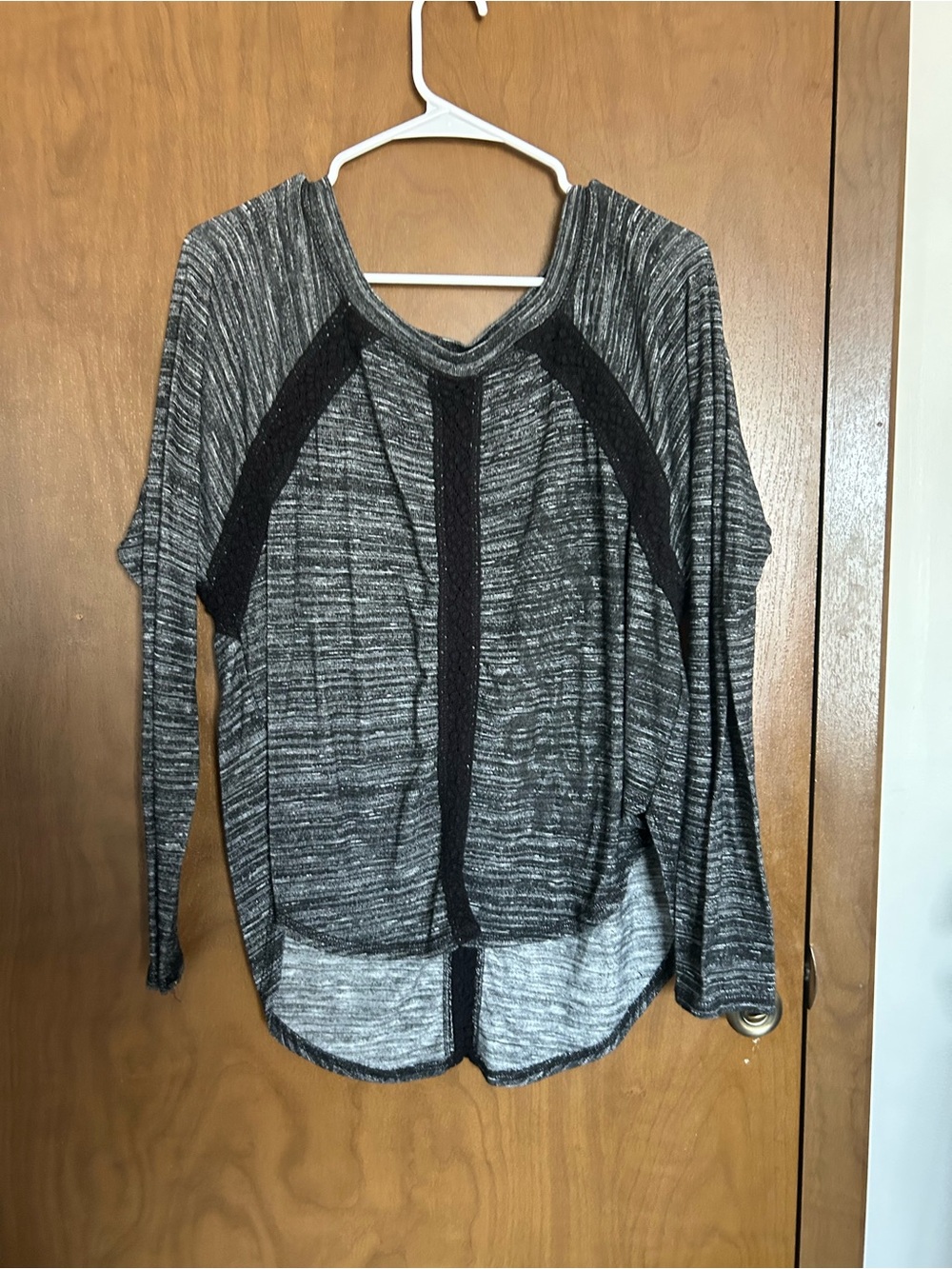 Harley-Davidson Gray and Black Long-Sleeve Knit Top